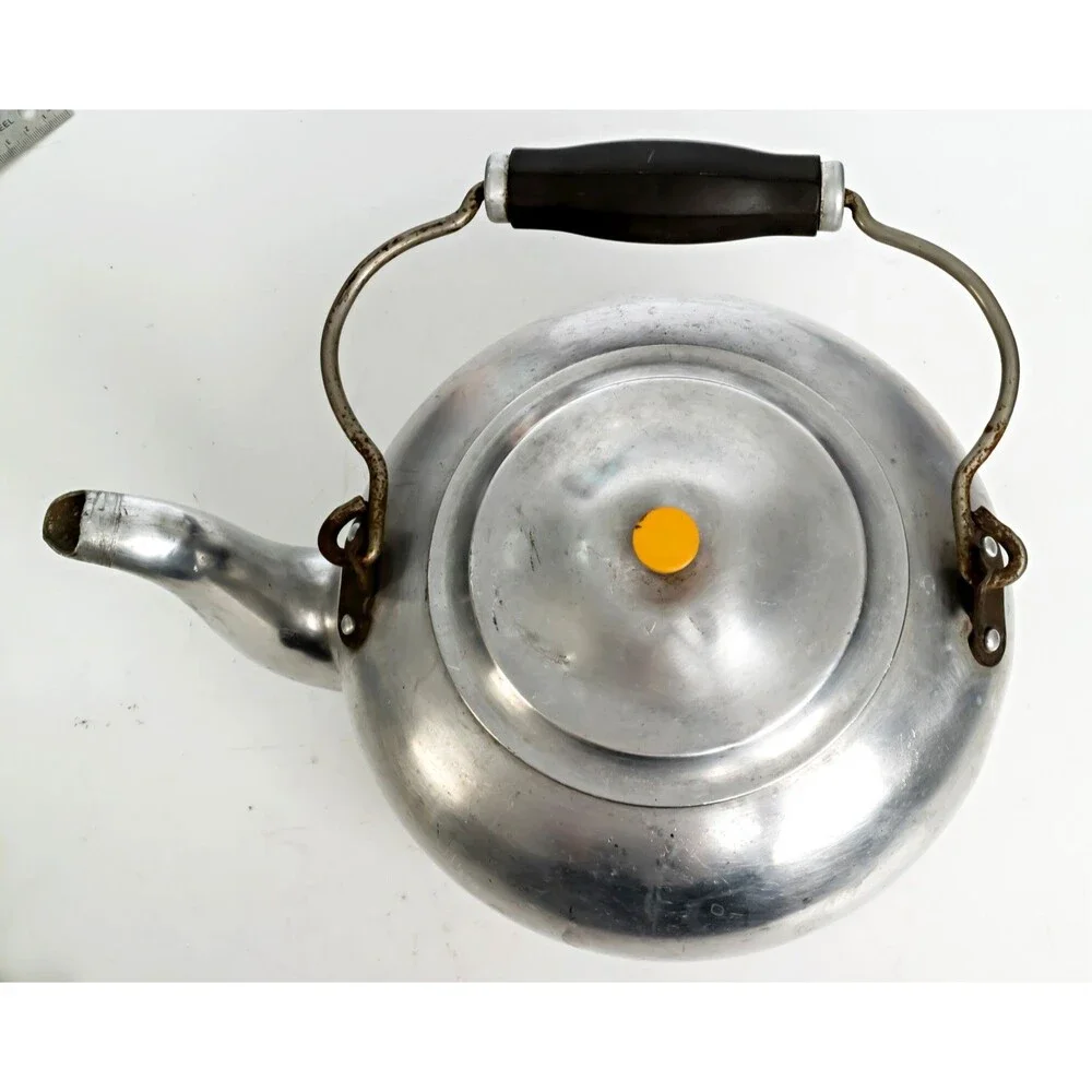 Vintage Large Wear-Ever No. 906 Aluminum 4 Qt  Kettle With Folding Handle